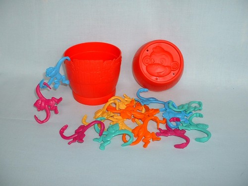 Hasbro barrel monkeys famiy - monkeys,