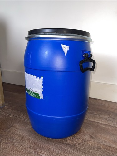 Blue plastic barrel - blue,