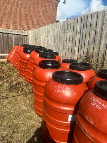 Storage barrel open - /,